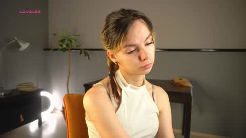 My name is Kelly online show from 10/04/25, 02:26