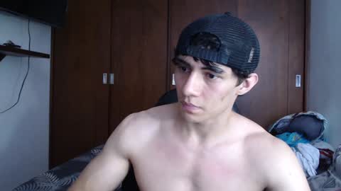 Snapshot of ares_aestheticgod chatting on 12/11/24, 09:01 Ares D online show from 12/11/24, 09:01
