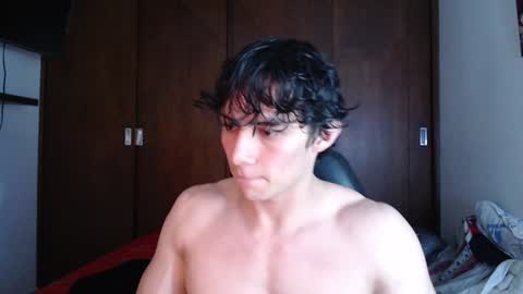 Snapshot of ares_aestheticgod chatting on 01/26/25, 04:41 Ares D online show from 01/26/25, 04:41