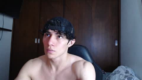 Snapshot of ares_aestheticgod chatting on 02/03/25, 02:47 Ares D online show from 02/03/25, 02:47