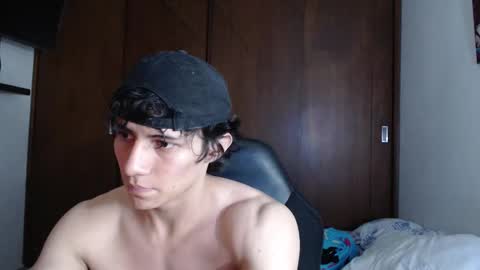 Snapshot of ares_aestheticgod chatting on 02/17/25, 01:47 Ares D online show from 02/17/25, 01:47