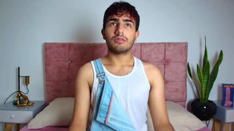 Ares Alpha  online show from 11/18/25, 07:18