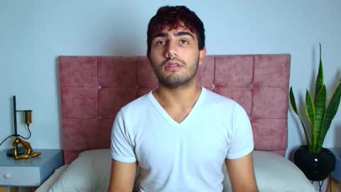 Ares Alpha  online show from 11/19/25, 07:14