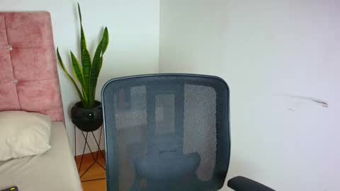 Ares Alpha  online show from 11/20/25, 07:02