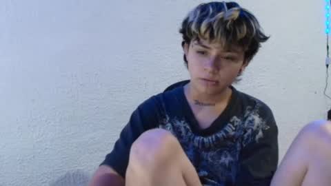 Snapshot of ares_boo chatting on 02/18/25, 01:32 ares online show from 02/18/25, 01:32