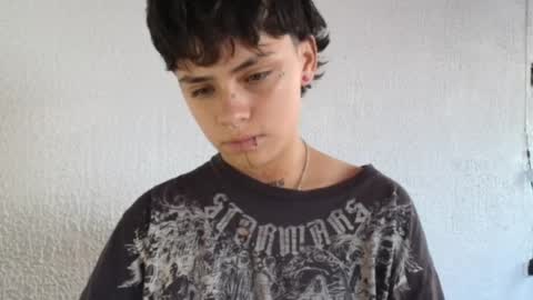 Snapshot of ares_boo chatting on 02/27/25, 10:20 ares online show from 02/27/25, 10:20