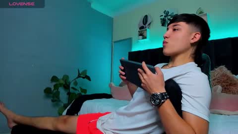 Ares online show from 10/07/25, 02:58