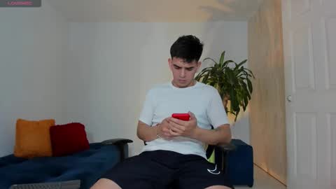 Ares online show from 10/31/25, 05:03