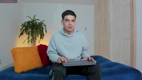 Ares online show from 11/03/25, 03:13