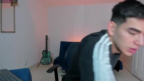 Ares online show from 11/06/25, 01:12