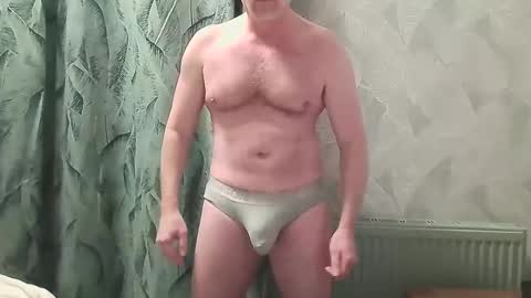 Snapshot of argonaut1967 chatting on 02/23/25, 04:13 Argonaut online show from 02/23/25, 04:13