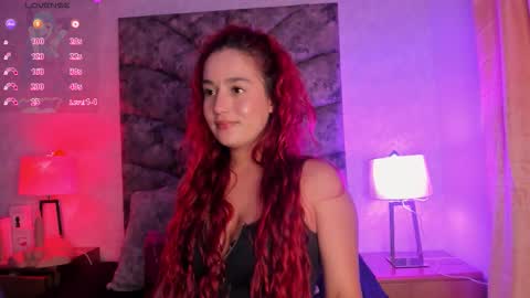 Snapshot of ari_baker chatting on 10/16/25, 11:06 Arianna Baker online show from 10/16/25, 11:06