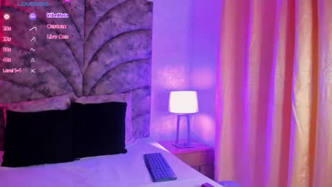 Arianna Baker online show from 11/21/25, 09:57