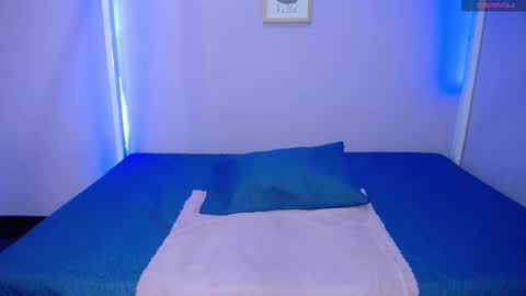    online show from 10/28/25, 07:05