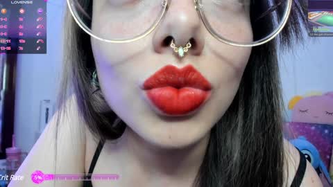 Snapshot of aria_alaia chatting on 01/21/25, 12:57 Linda online show from 01/21/25, 12:57