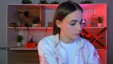 Snapshot of aria_moo chatting on 10/28/25, 08:11 Luna online show from 10/28/25, 08:11