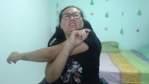 Snapshot of ariadna_6 chatting on 01/28/25, 06:28 ...Ariana... online show from 01/28/25, 06:28