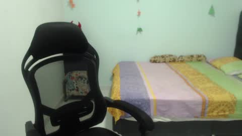 Snapshot of ariadna_6 chatting on 03/06/25, 06:16 ...Ariana... online show from 03/06/25, 06:16