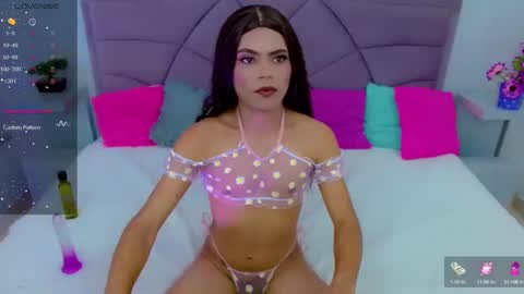 Snapshot of ariadna_princes chatting on 02/10/25, 05:03 ARIADNA online show from 02/10/25, 05:03