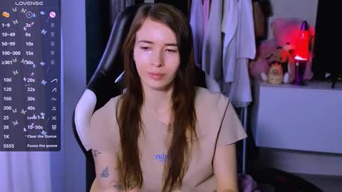 Ari online show from 10/17/25, 06:05