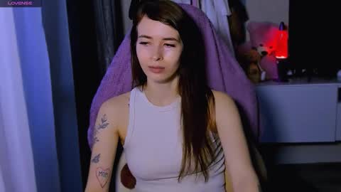 Ari online show from 10/20/25, 05:19