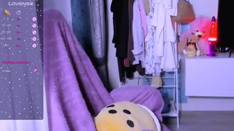 Ari online show from 10/25/25, 05:26