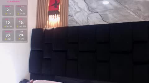 ariana_hill_ online show from 10/28/25, 12:19