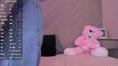 Ariana online show from 09/13/25, 12:38