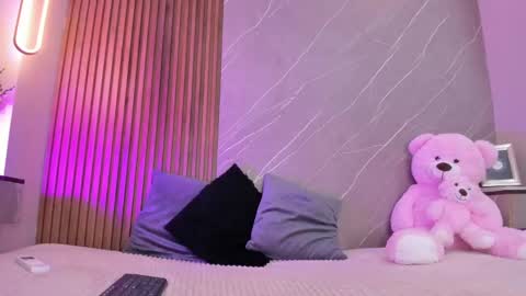 Ariana online show from 10/04/25, 12:25