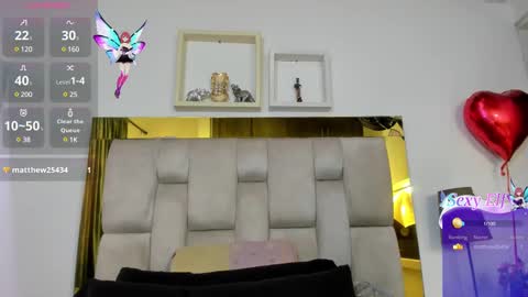 Snapshot of ariana_martins chatting on 02/20/25, 07:30 ARI online show from 02/20/25, 07:30