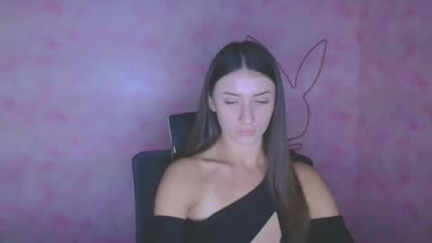 Ariana online show from 10/27/25, 12:31