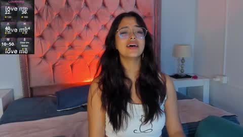 Snapshot of ariana_pierce chatting on 01/06/25, 03:53 Ariana online show from 01/06/25, 03:53