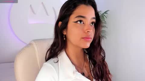 Ariana  online show from 10/25/25, 12:34