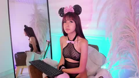 Snapshot of ariana_rosse__ chatting on 02/06/25, 01:21 Ariana online show from 02/06/25, 01:21