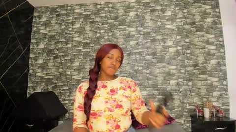 Snapshot of arianaablack chatting on 10/19/25, 12:28 Ariana online show from 10/19/25, 12:28