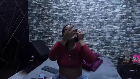 Snapshot of arianaablack chatting on 11/14/25, 11:53 Ariana online show from 11/14/25, 11:53