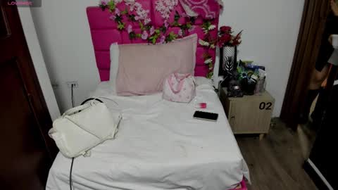 A R I A N N A  online show from 11/07/25, 11:54