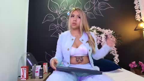 A R I A N N A  online show from 11/11/25, 12:27