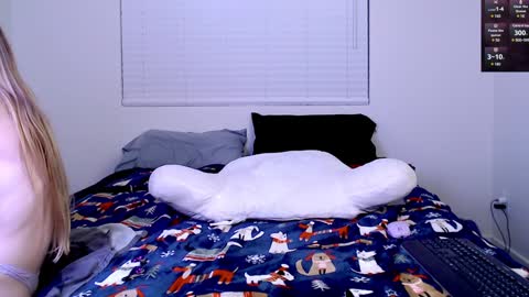 Arianna Pea online show from 12/07/24, 05:04