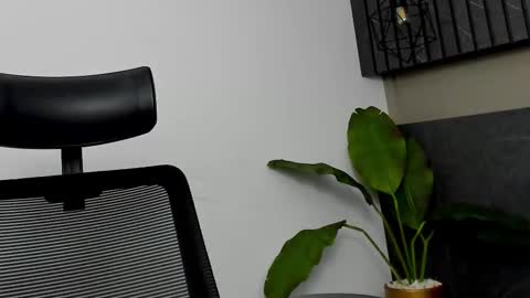 ariasaadeh online show from 09/11/25, 12:05