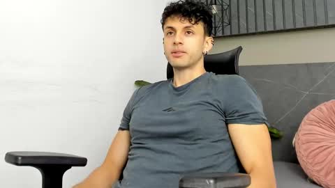 ariasaadeh online show from 09/20/25, 12:06