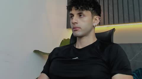 ariasaadeh online show from 09/24/25, 12:08