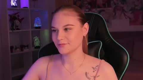 Aria online show from 11/21/25, 05:28