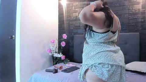 Snapshot of ariela__ chatting on 02/15/25, 03:42 ariela__ online show from 02/15/25, 03:42