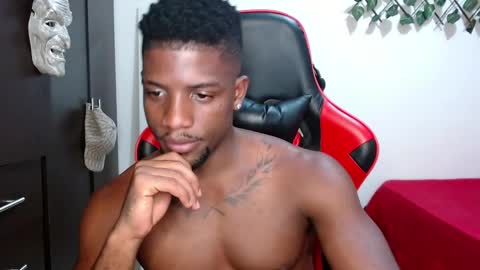 Snapshot of arielbronwxxx chatting on 03/11/25, 02:29 chris online show from 03/11/25, 02:29