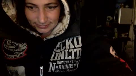 ariel  colin when hes here online show from 11/10/25, 07:13