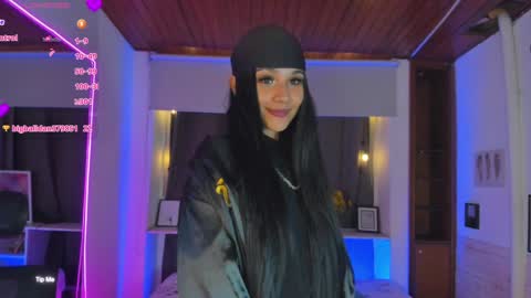 Snapshot of arigy_gomez chatting on 01/15/25, 05:19 Arigy Everyday From 1430 to 2130 Col Time online show from 01/15/25, 05:19