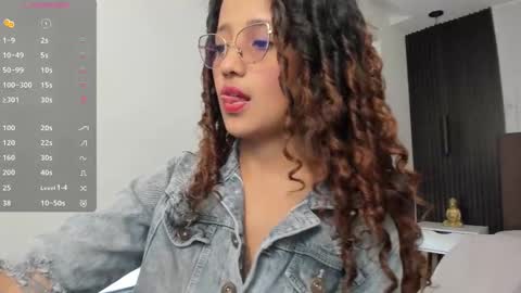 Snapshot of arihsay_evans chatting on 03/09/25, 01:59 Arihsay Evans online show from 03/09/25, 01:59