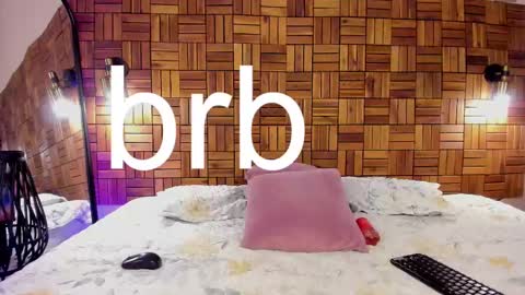 Snapshot of ariiaa_1 chatting on 02/17/25, 11:31 ARIANNA online show from 02/17/25, 11:31