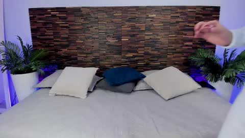 ARIANNA online show from 11/13/25, 02:49